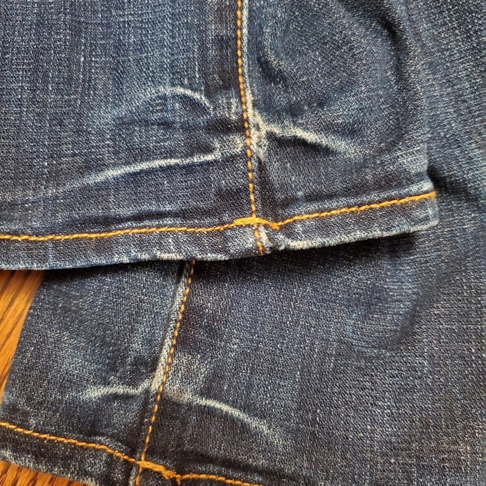 American Eagle Women's Acid Washed 👖 - Picture 8 of 8